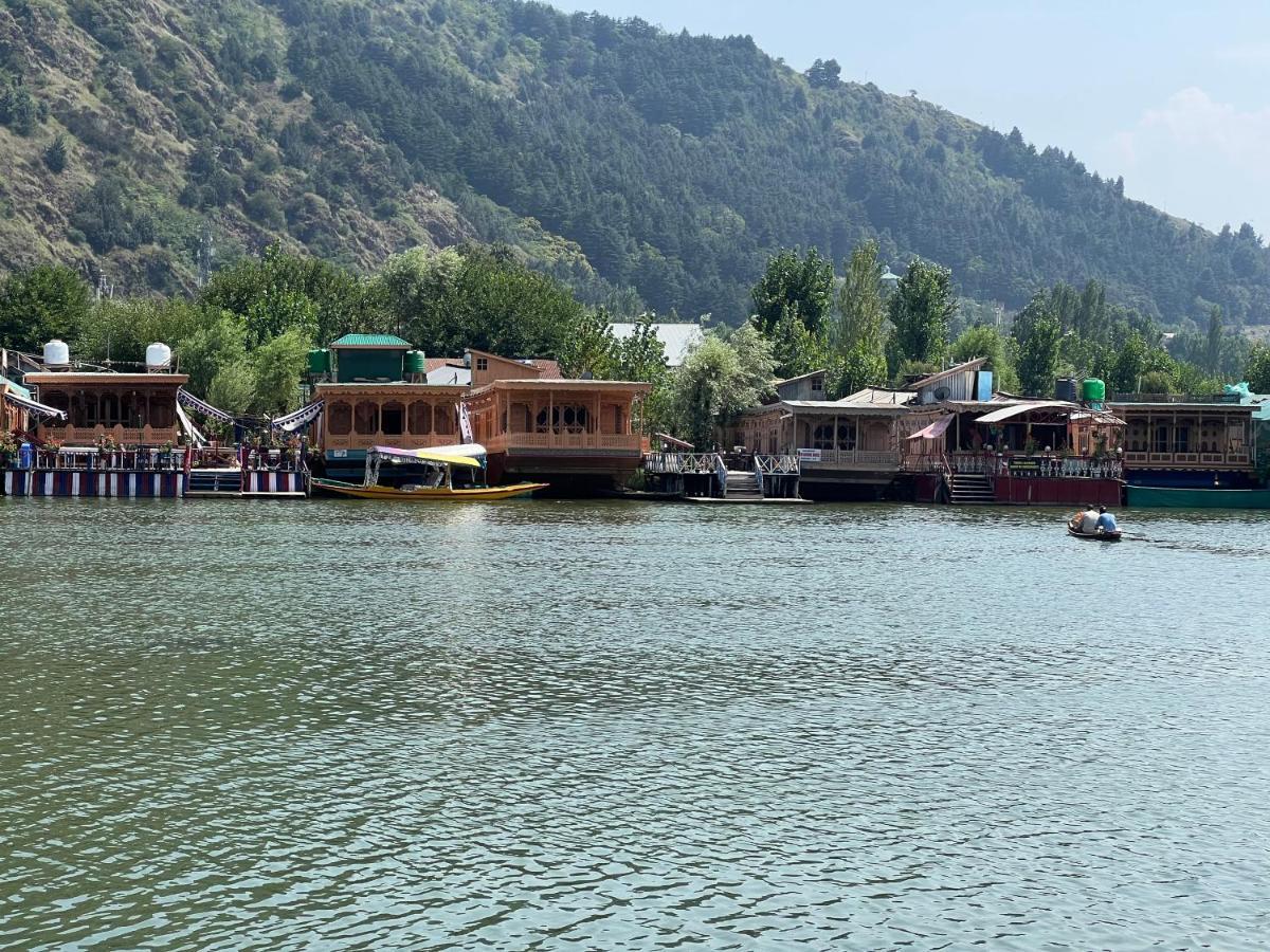 Hotel Aristotle Group Of Houseboats & Transportation Srīnagar Exteriér fotografie